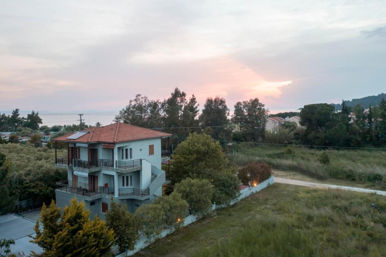 Athanasia Studios Néos Marmarás Exterior foto