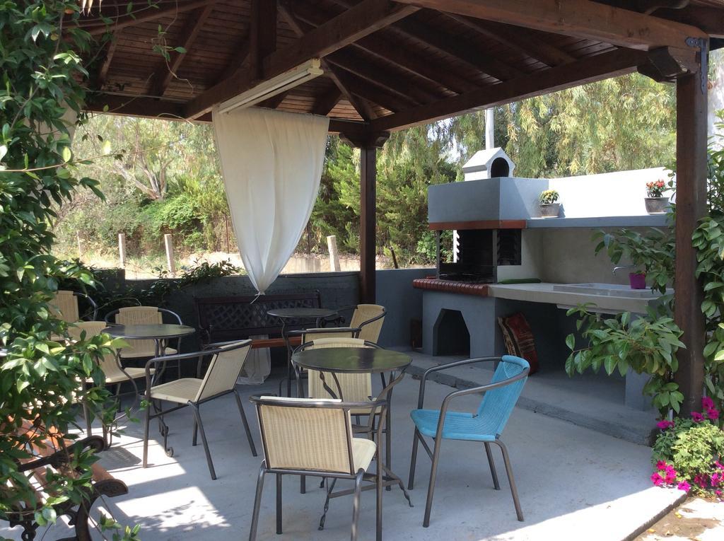 Athanasia Studios Néos Marmarás Exterior foto